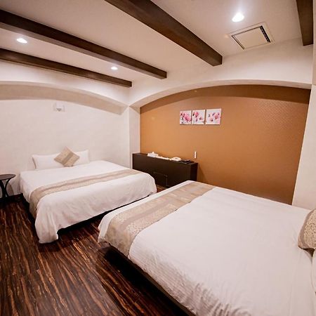 Ginowan Crystal Hotel Zewnętrze zdjęcie