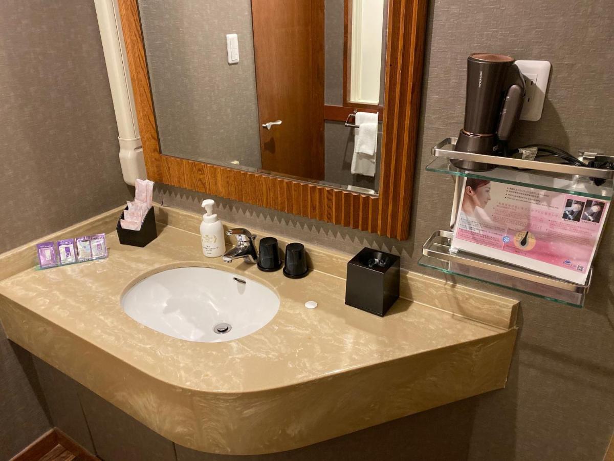 Ginowan Crystal Hotel Zewnętrze zdjęcie